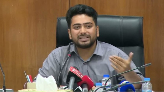 পদত্যাগ নিয়ে গুঞ্জন, যা বললেন উপদেষ্টা নাহিদ