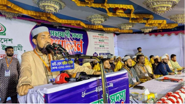 শহীদের রক্তের পথ ধরেই আপনি দায়িত্ব প্রাপ্ত হয়েছেন ড. ইউনূসকে সেলিম উদ্দিন