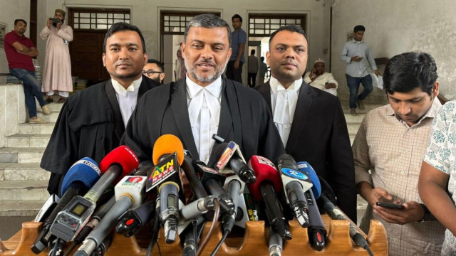 সুপ্রিমকোর্টের আইনজীবী শিশির মনির