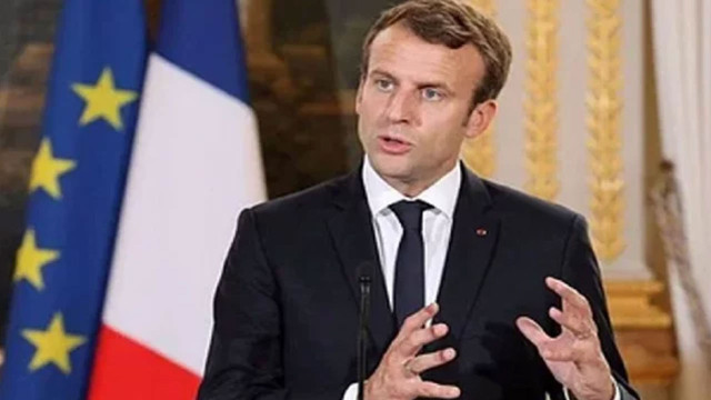 ফ্রান্সের প্রেসিডেন্ট ইমানুয়েল মাখোঁ