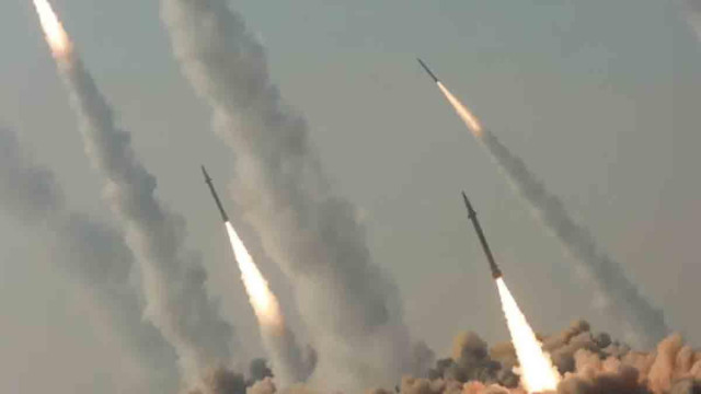 কাতার ও ইরাকের মার্কিন ঘাঁটিতে ক্ষেপণাস্ত্র হামলা