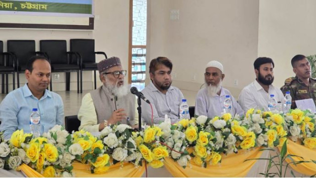 দেশের টাকা বিদেশে পাচারকারীরা জাতির শত্রু: ধর্ম উপদেষ্টা