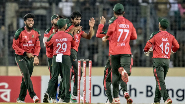 পাকিস্তানকে হারিয়ে ঐতিহাসিক সিরিজ জিতল বাংলাদেশ