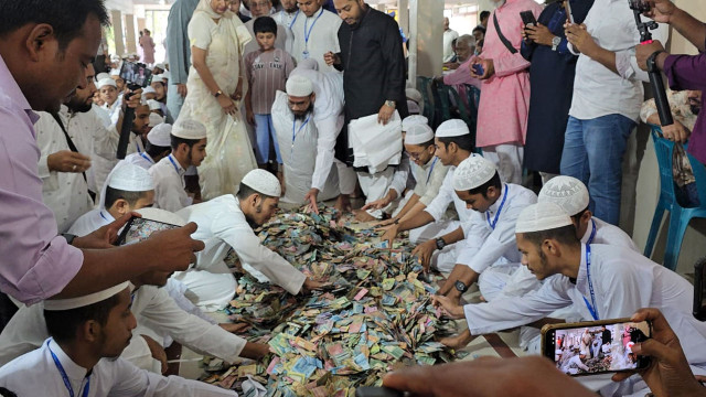 পাগলা মসজিদের দানবাক্সে মিলল ১২ কোটি ৯ লাখ টাকা