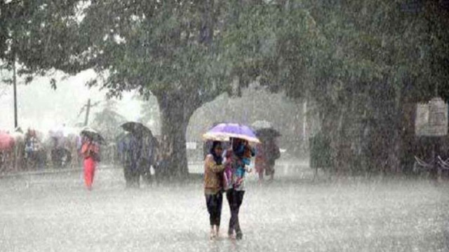 টানা চারদিন অতিভারী বৃষ্টির আভাস যেসব অঞ্চলে