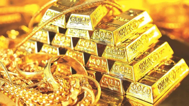 সোনার দাম ফের কমলো