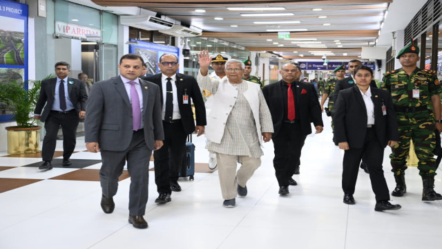 চার দিনের সরকারি সফরে জাপান গেলেন প্রধান উপদেষ্টা অধ্যাপক মুহাম্মদ ইউনূস