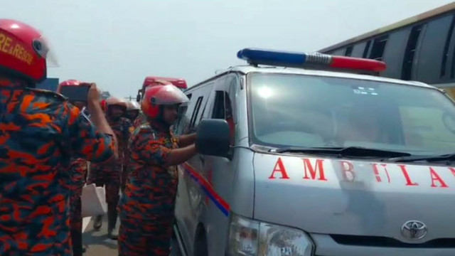 ঢাকা-মাওয়া এক্সপ্রেসওয়েতে সড়ক দুর্ঘটনায় নিহত ৫