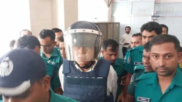 আদালতে হাবিবুল আউয়াল