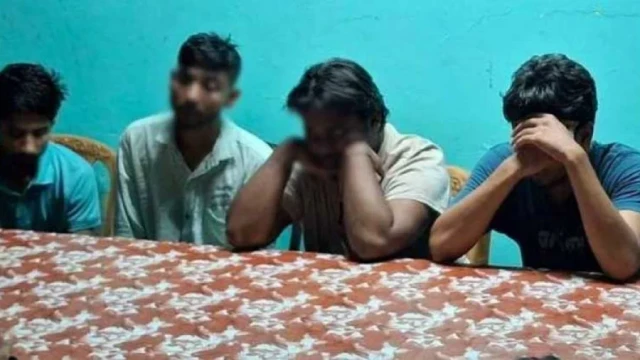 হোস্টেলে সমকামিতা: দুই ছাত্রদল নেতাসহ ৪ জনের সিট বাতিল