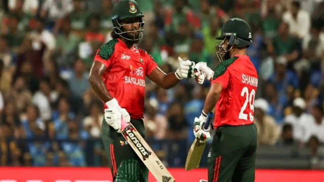 টস জিতে ব্যাটিংয়ে বাংলাদেশ