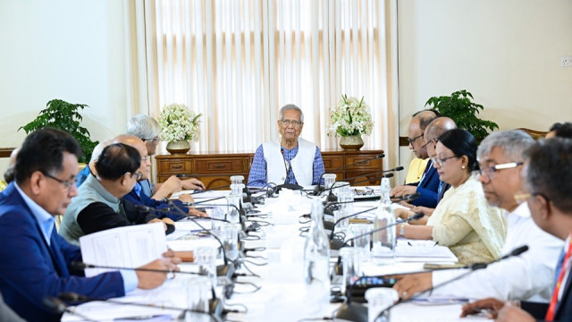 লুটপাটের অর্থ ফিরিয়ে আনতে বিশেষ তহবিল গঠনের নির্দেশ প্রধান উপদেষ্টার