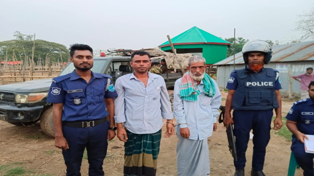 চুরির ঘটনা,দুই ব্যক্তি আটক