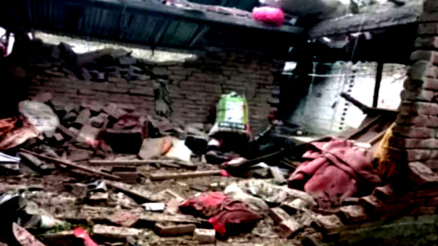 চাঁপাইনবাবগঞ্জের চরবাগডাঙ্গায় ককটেল বিস্ফোরণে অজ্ঞাত ২ জন নিহত