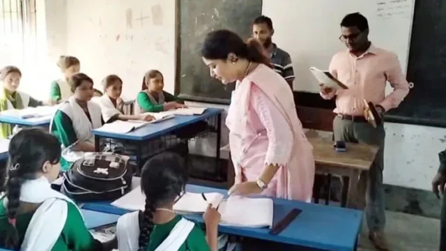 সব শিক্ষাপ্রতিষ্ঠানে ৩ দিন অনলাইনে ক্লাস নেয়া হবে