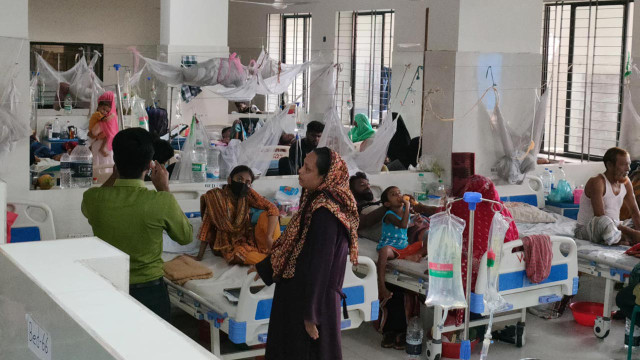 ডেঙ্গুতে আরো ৫ জনের মৃত্যু, হাসপাতালে ৮৪১