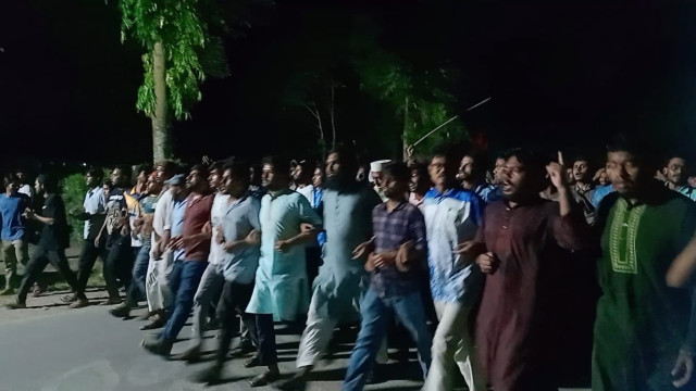 ইবি শিক্ষার্থীদের আনন্দ মিছিল