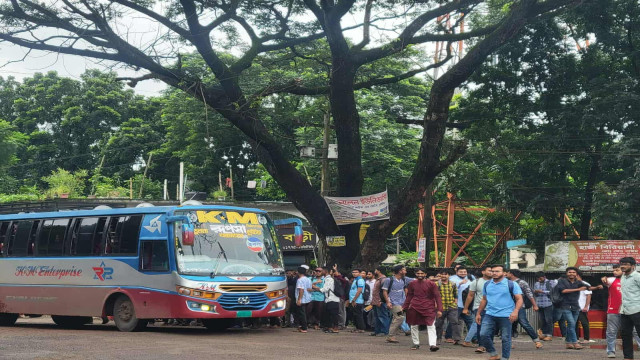 ইবি ছাত্রীকে মারধরের অভিযোগ