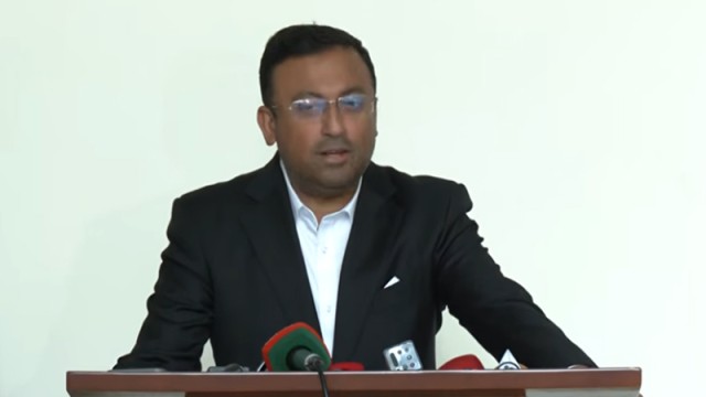 বাংলাদেশের মানুষ কাঁটাতার ভয় পায় না: পররাষ্ট্র উপদেষ্টা হুমায়ুন কবির