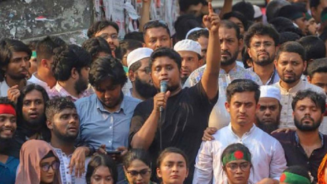 জাতীয় নাগরিক পার্টির (এনসিপি) মুখ্য সংগঠক (দক্ষিণাঞ্চল) হাসনাত আবদুল্লাহ