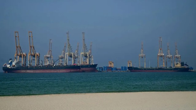 লেবাননে ইসরায়েলি আগ্রাসনের প্রতিবাদে ফের হরমুজ প্রণালি বন্ধ করল ইরান