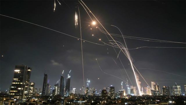 তেল আবিবে ফের আছড়ে পড়লো ইরানের মিসাইল