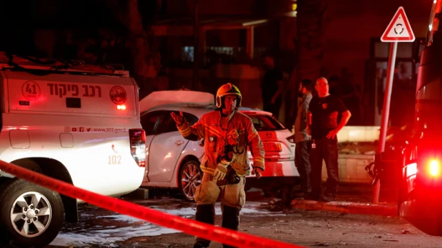 গাজা থেকে ইসরায়েলে পাল্টা ক্ষেপণাস্ত্র হামলা