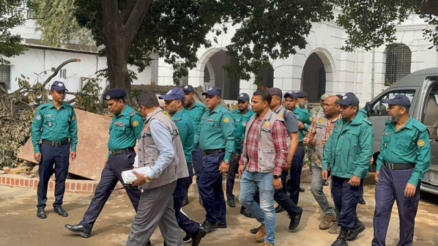 ট্রাইব্যুনালে হাজির করা হয়েছে ১৬ জনকে