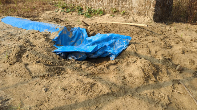 শ্রীনগরে কবর খুঁড়ে ফের কঙ্কাল চুরি, দুই সপ্তাহে ১১টি কঙ্কাল ও ১১টি খুলি