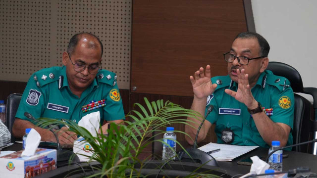 ডাকসু নির্বাচন ভন্ডুলের চেষ্টা করলে কঠোর ব্যবস্থা: ডিএমপি কমিশনার