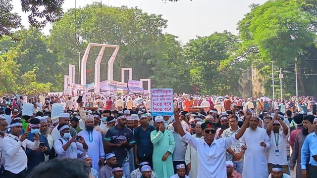 এমপিও শিক্ষকদের আন্দোলন প্রত্যাহার, বুধবার ফিরছেন ক্লাসে