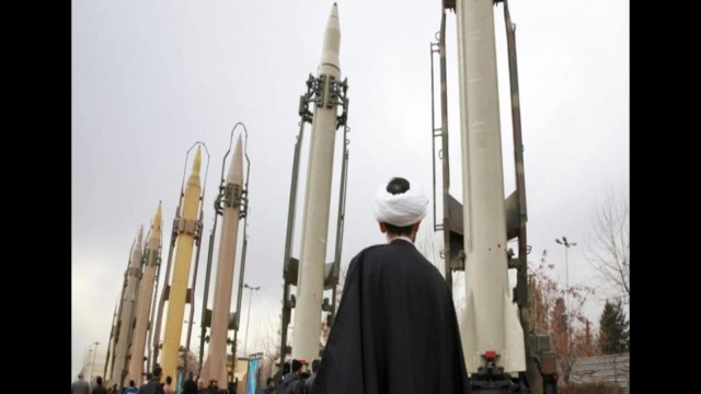 প্রতিশোধ নিতে এবার একযোগে তিন দেশে ইরানের হামলা