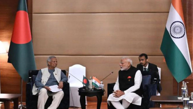 অধ্যাপক মুহাম্মদ ইউনূস ও ভারতের প্রধানমন্ত্রী নরেন্দ্র মোদির মধ্যে দ্বিপাক্ষিক বৈঠক